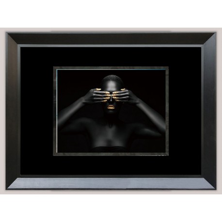 Obraz kobieta złote elementy 80x60 cm S71342